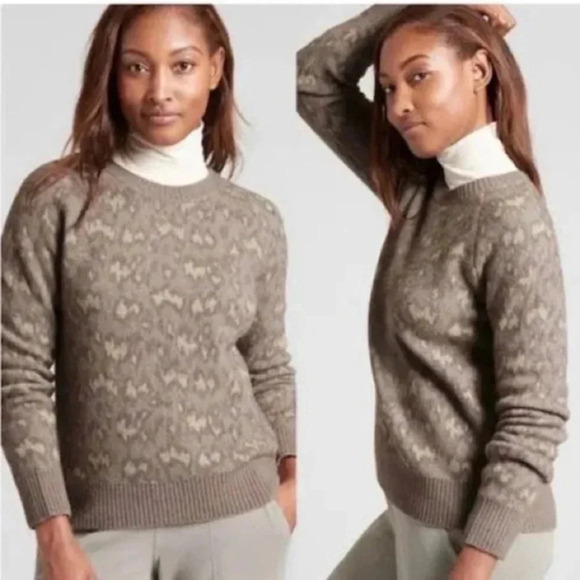 Athleta Hawthorn Animal print Crewneck Women’s Sweater‎ Size XXS/TTP - Picture 1 of 8